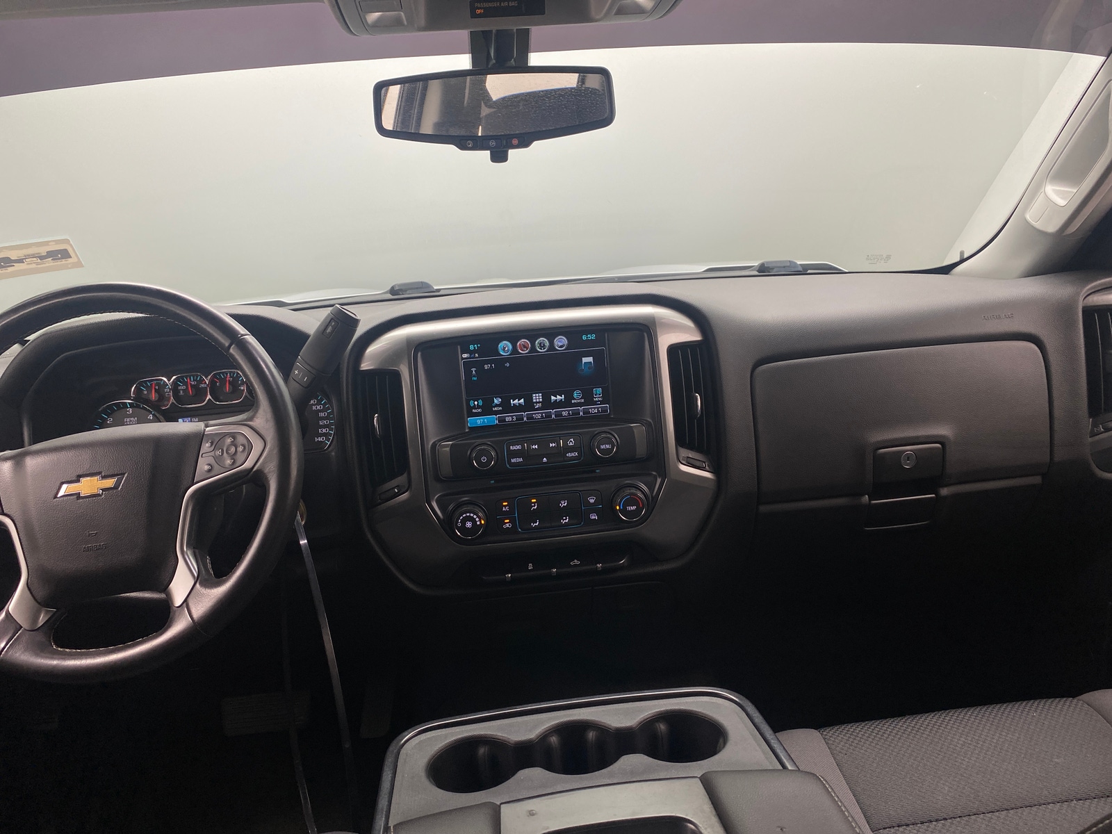 Thumbnail: 2018 Chevrolet Silverado 1500 - 3