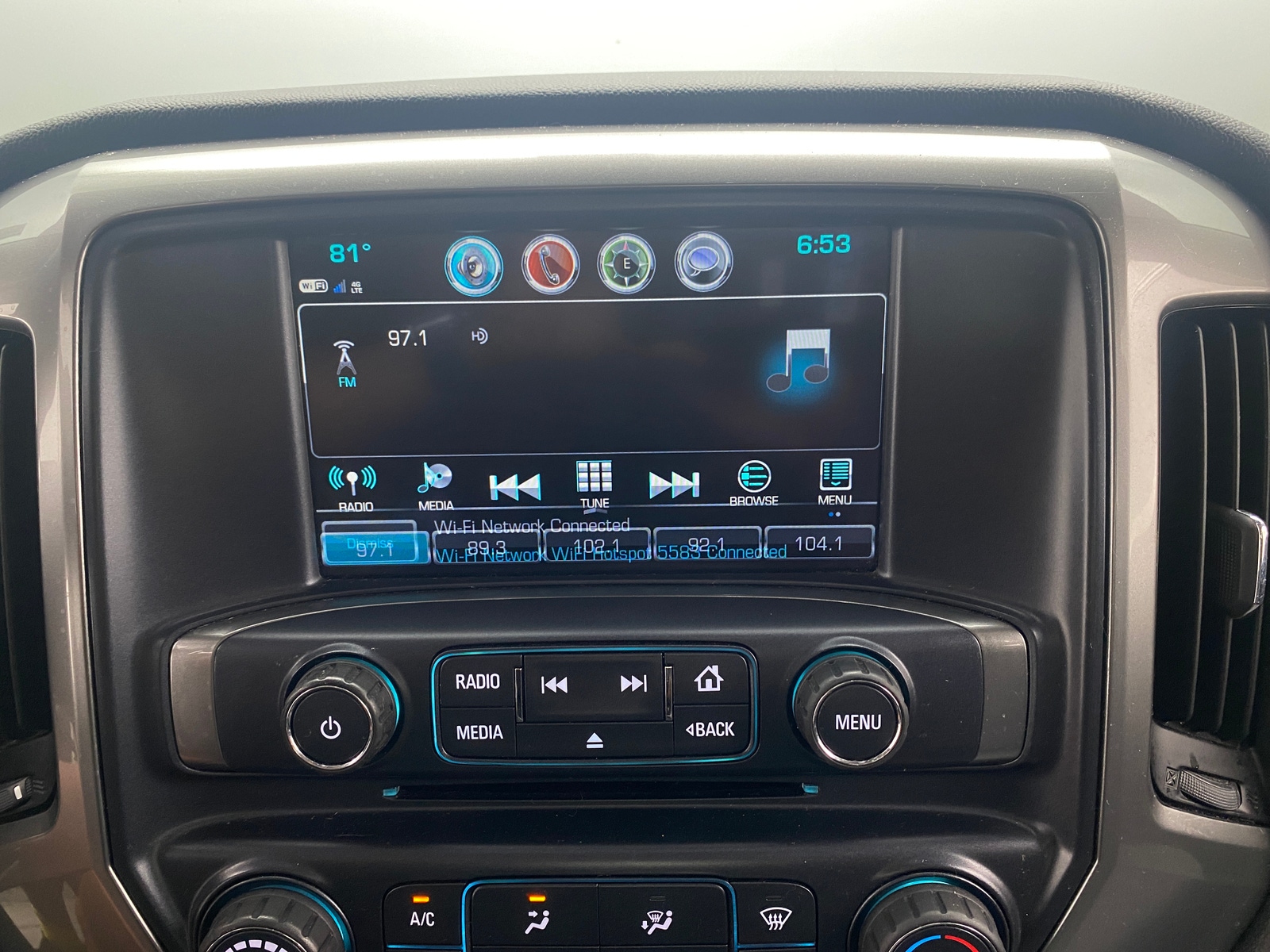 Thumbnail: 2018 Chevrolet Silverado 1500 - 4