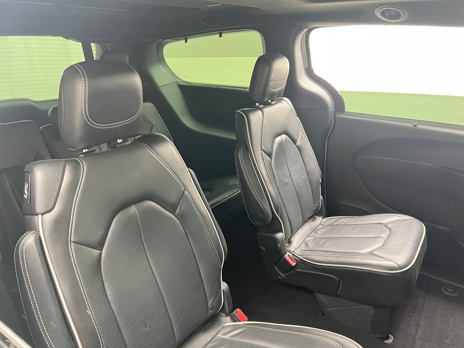Thumbnail: 2019 Chrysler Pacifica - 5