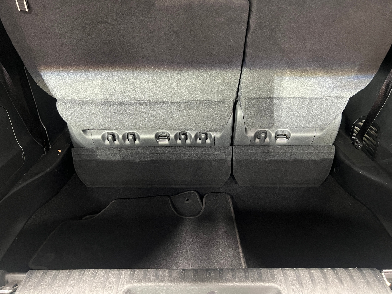 Thumbnail: 2019 Chrysler Pacifica - 6
