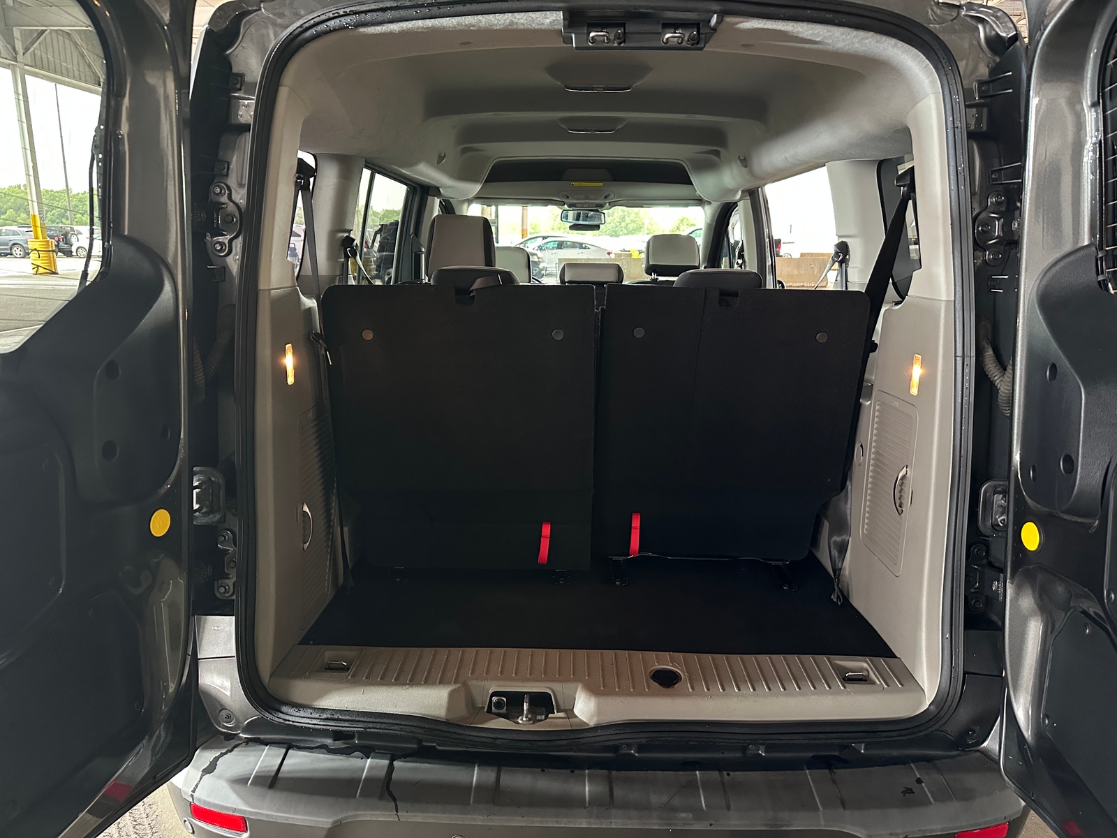 Thumbnail: 2020 Ford Transit Series - 7