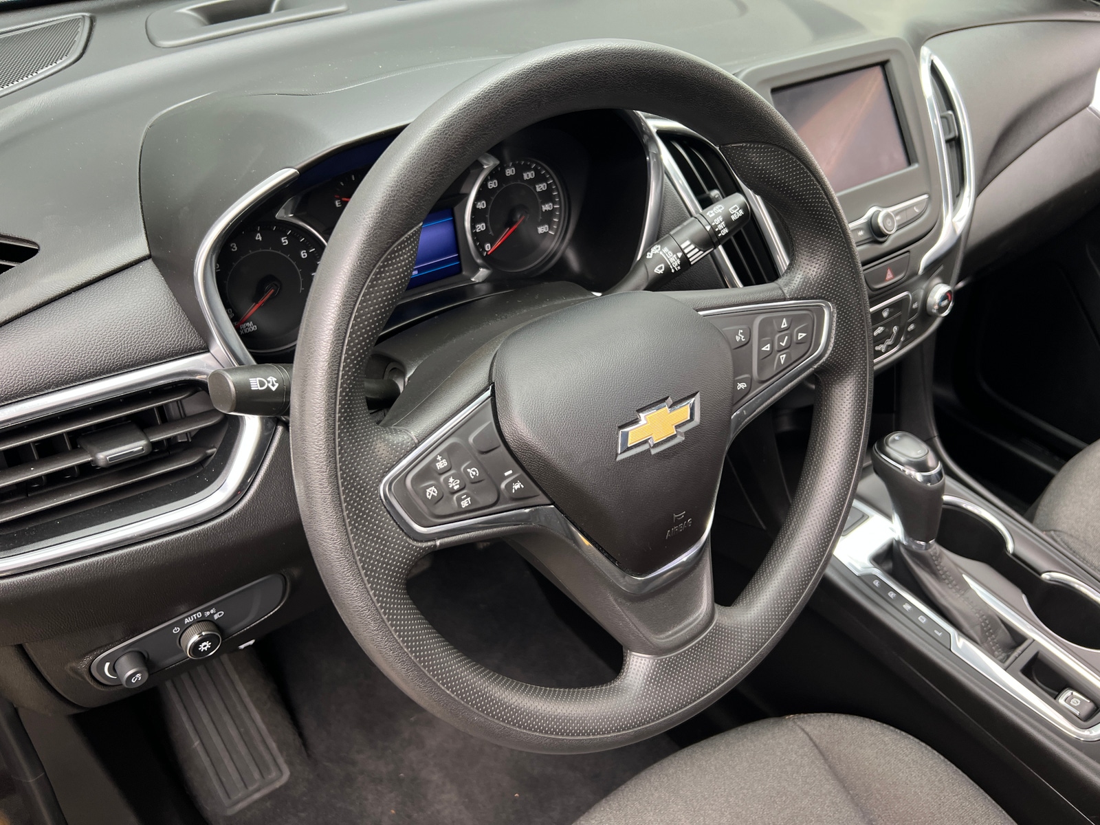 Thumbnail: 2020 Chevrolet Equinox - 5