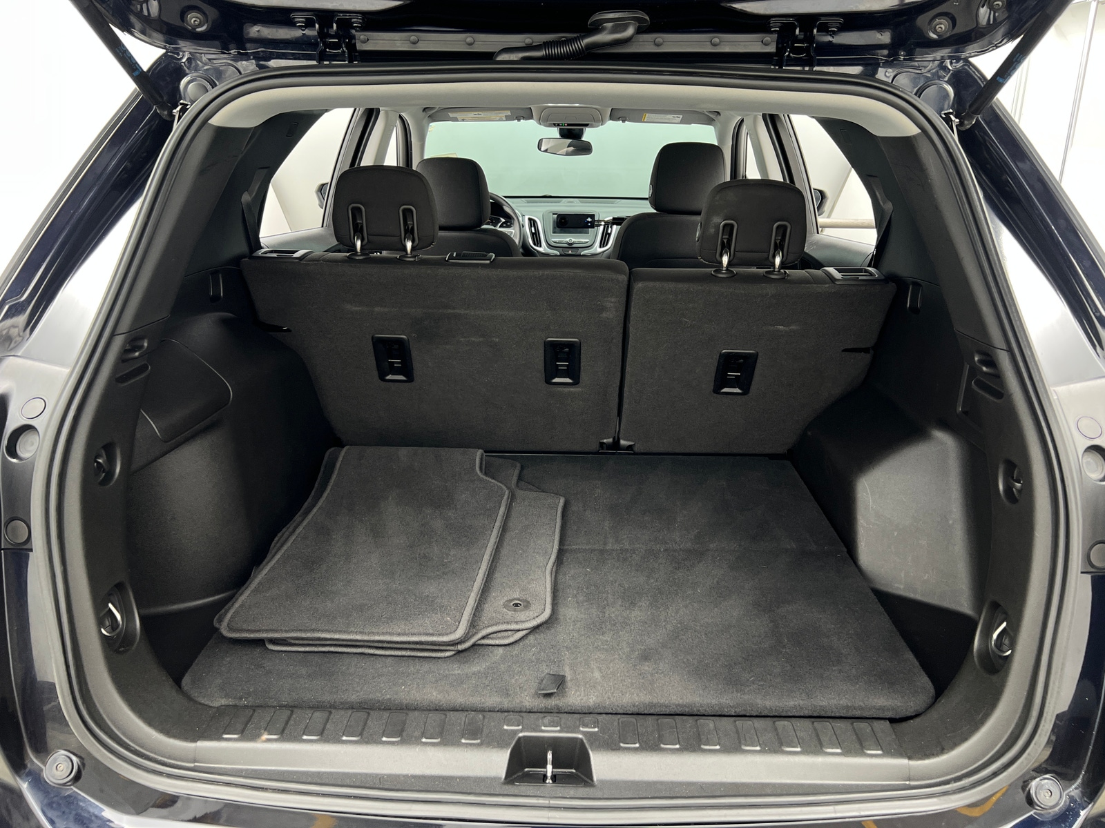 Thumbnail: 2020 Chevrolet Equinox - 7