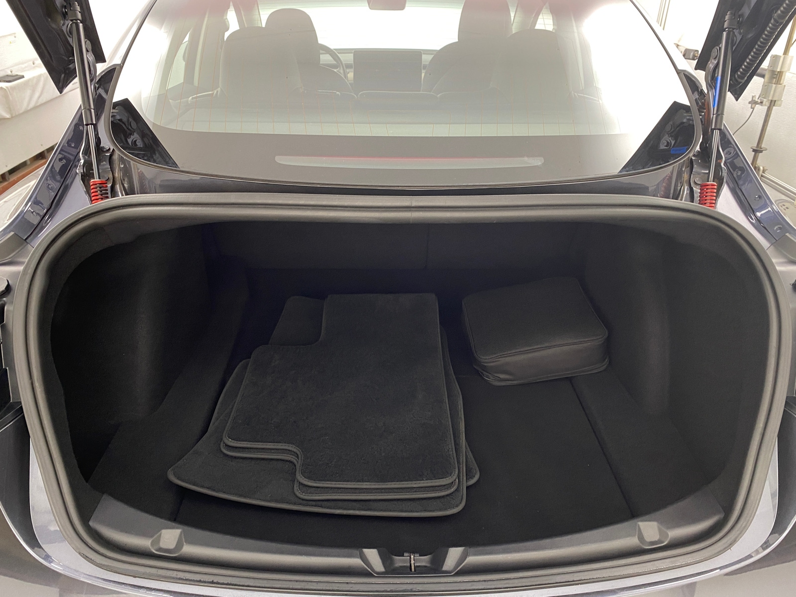 Thumbnail: 2018 Tesla Model 3 - 6