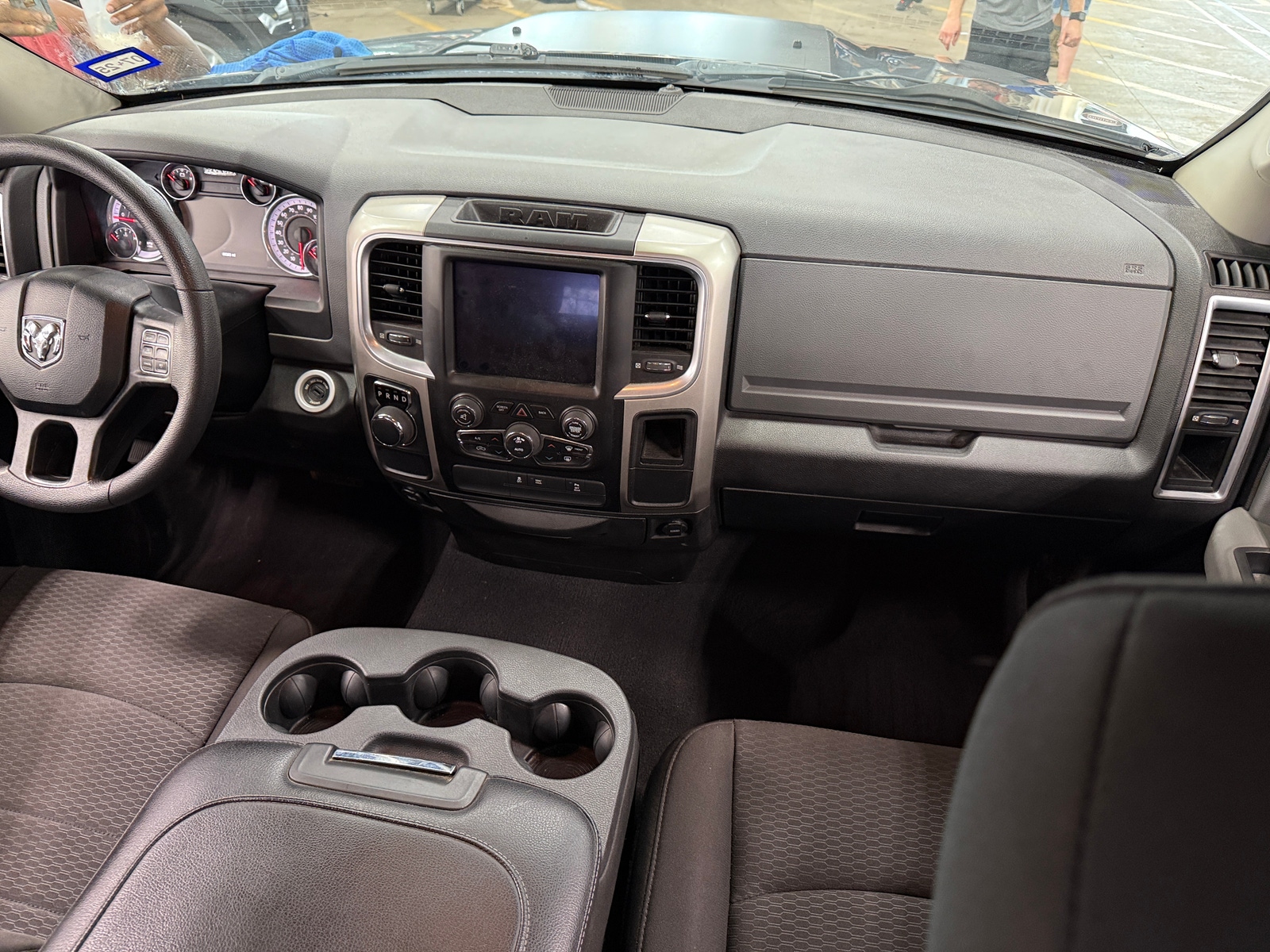 Thumbnail: 2019 RAM 1500 Classic - 3