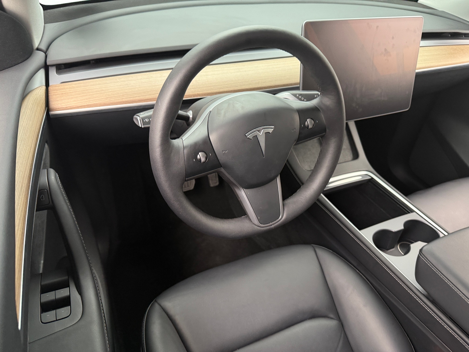 Thumbnail: 2022 Tesla Model Y - 4