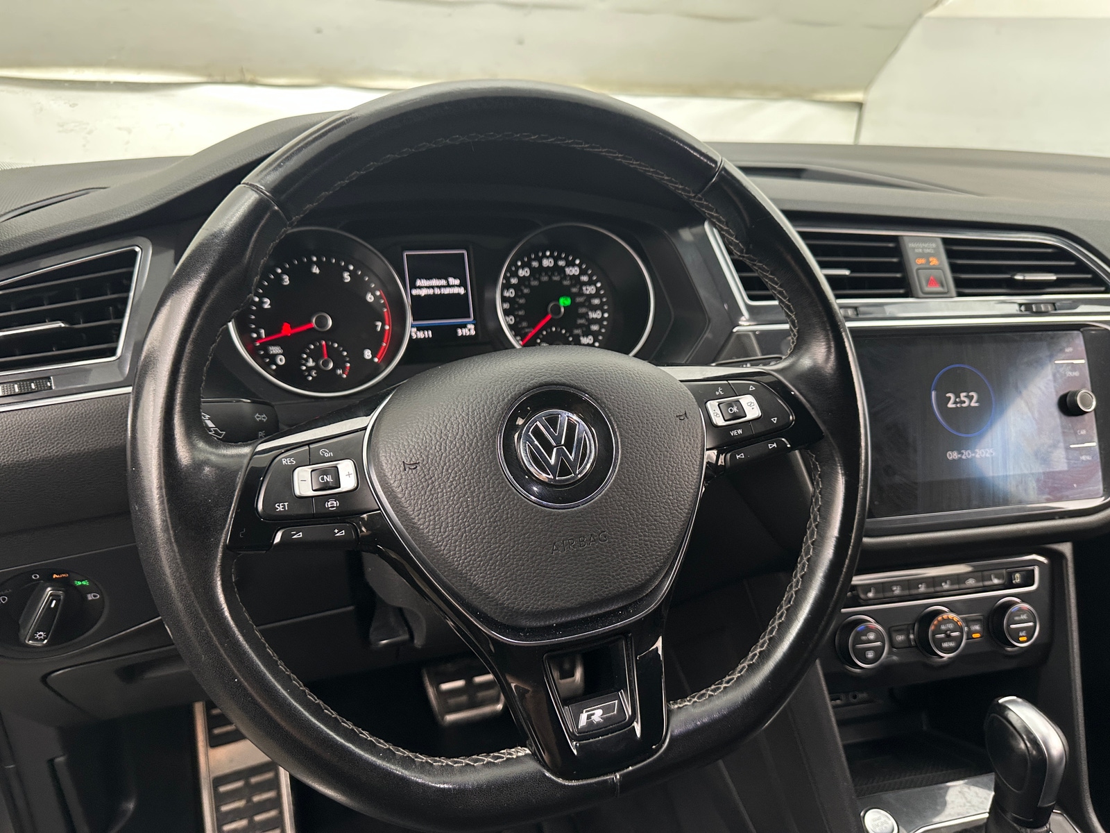 Thumbnail: 2020 Volkswagen Tiguan - 4