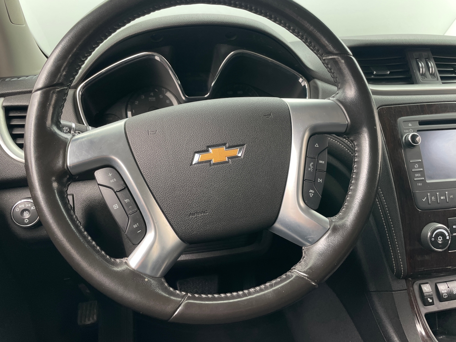 Thumbnail: 2017 Chevrolet Traverse - 5