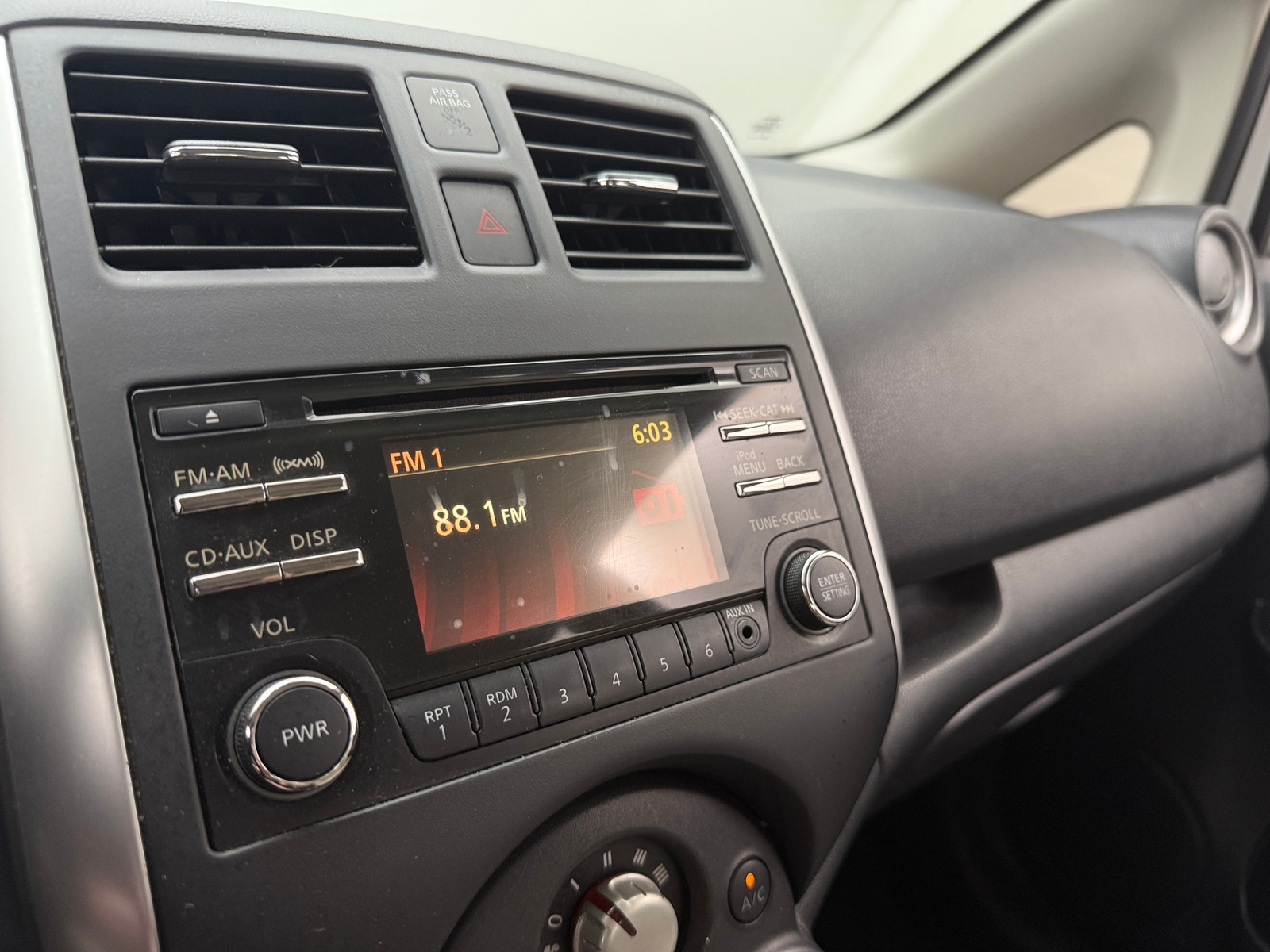 Thumbnail: 2014 Nissan Versa - 4
