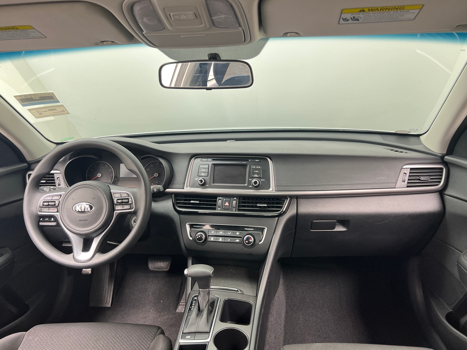Thumbnail: 2017 Kia Optima - 3