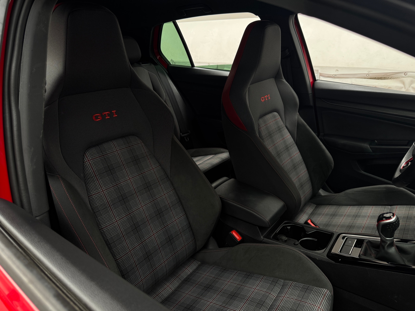 Thumbnail: 2023 Volkswagen Golf - 2