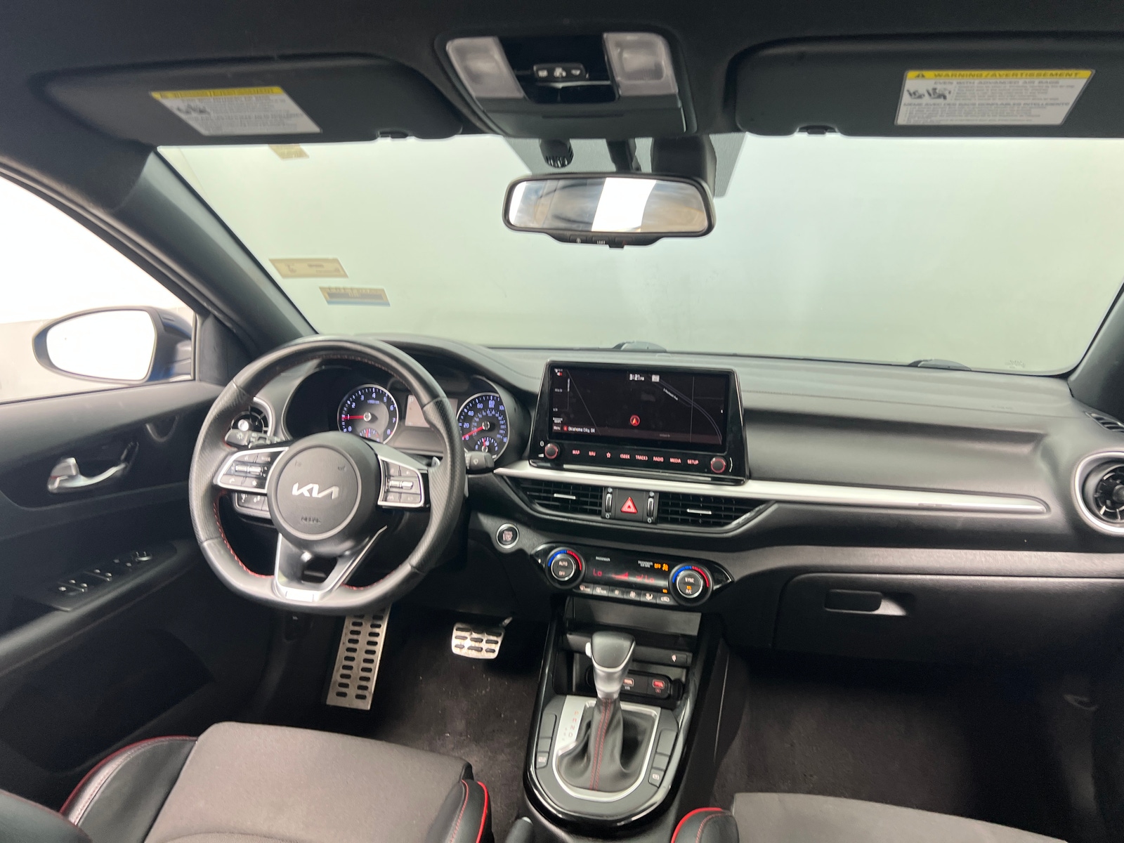 Thumbnail: 2022 Kia Forte - 3