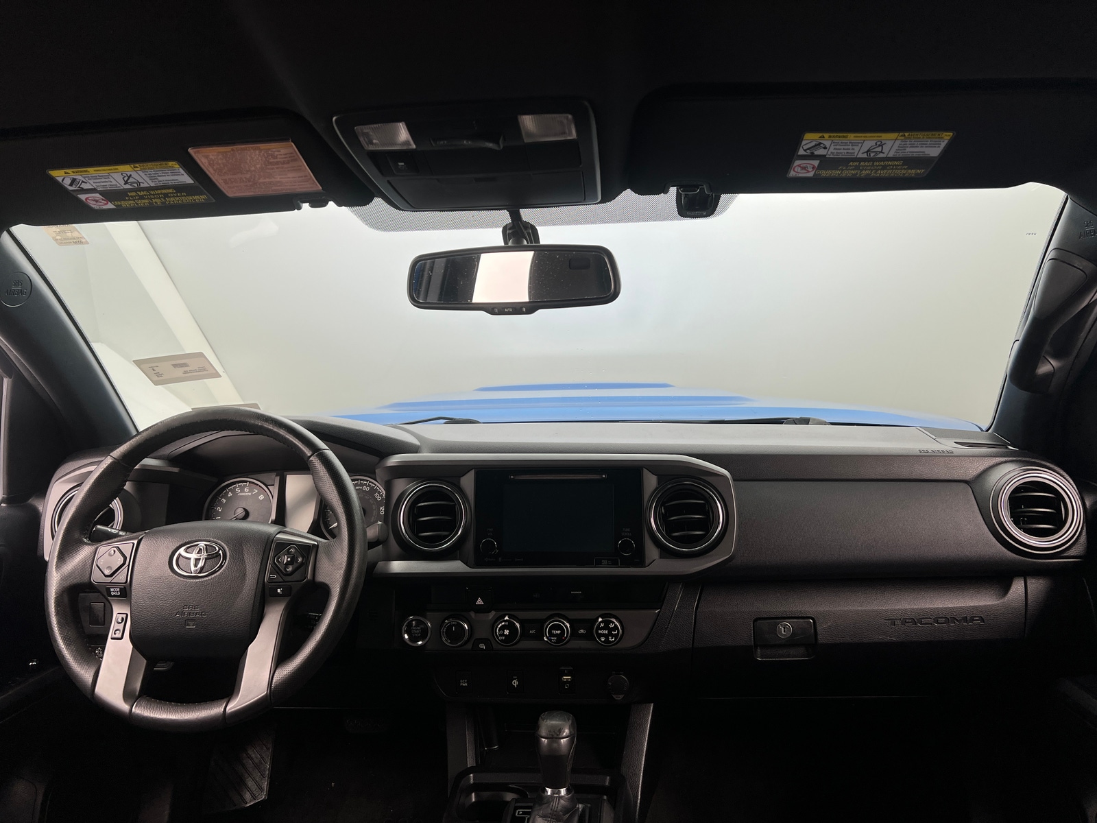 Thumbnail: 2016 Toyota Tacoma - 3