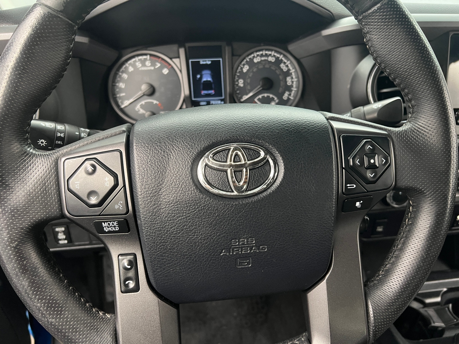 Thumbnail: 2016 Toyota Tacoma - 5