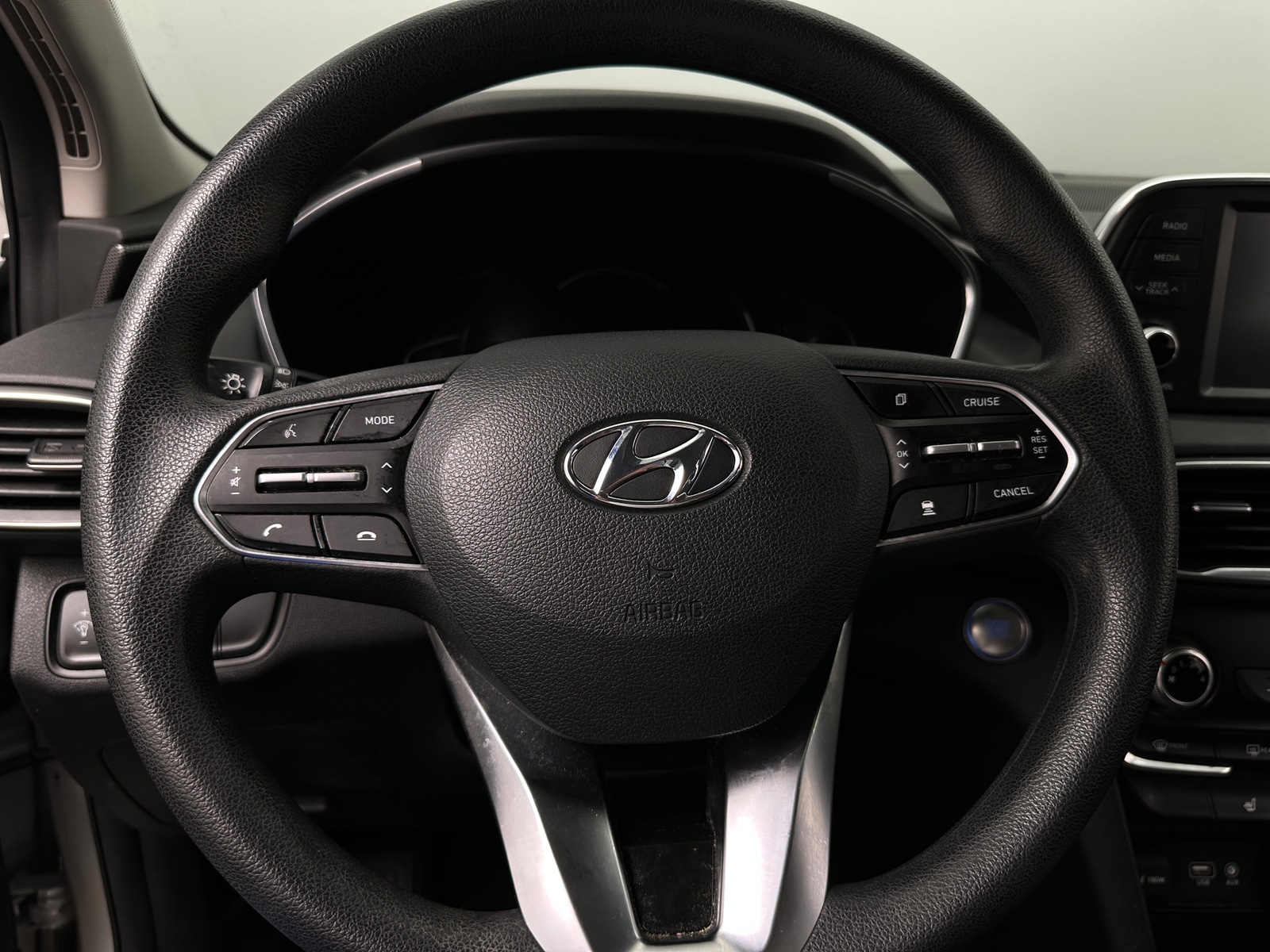 Thumbnail: 2019 Hyundai Santa Fe - 5