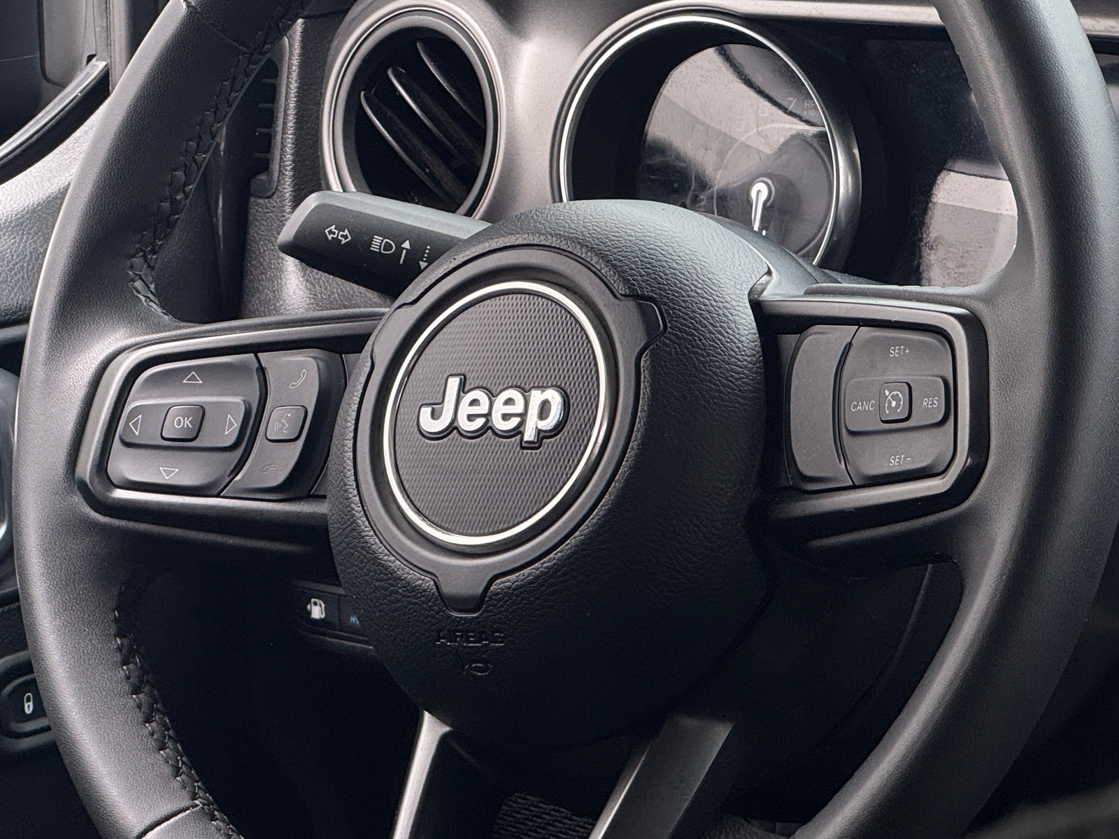 Thumbnail: 2023 Jeep Wrangler - 5