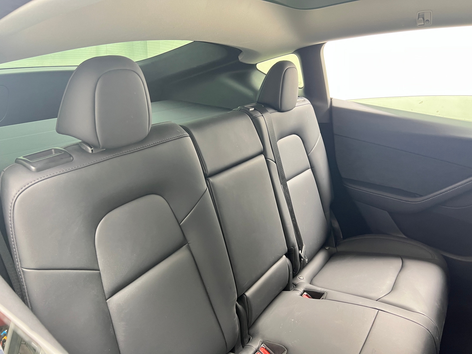 Thumbnail: 2022 Tesla Model Y - 5