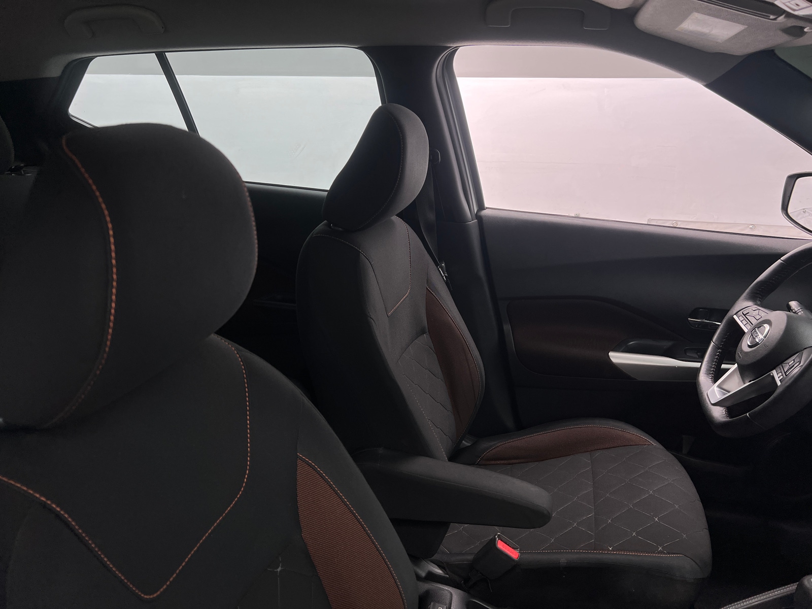 Thumbnail: 2019 Nissan Kicks - 2