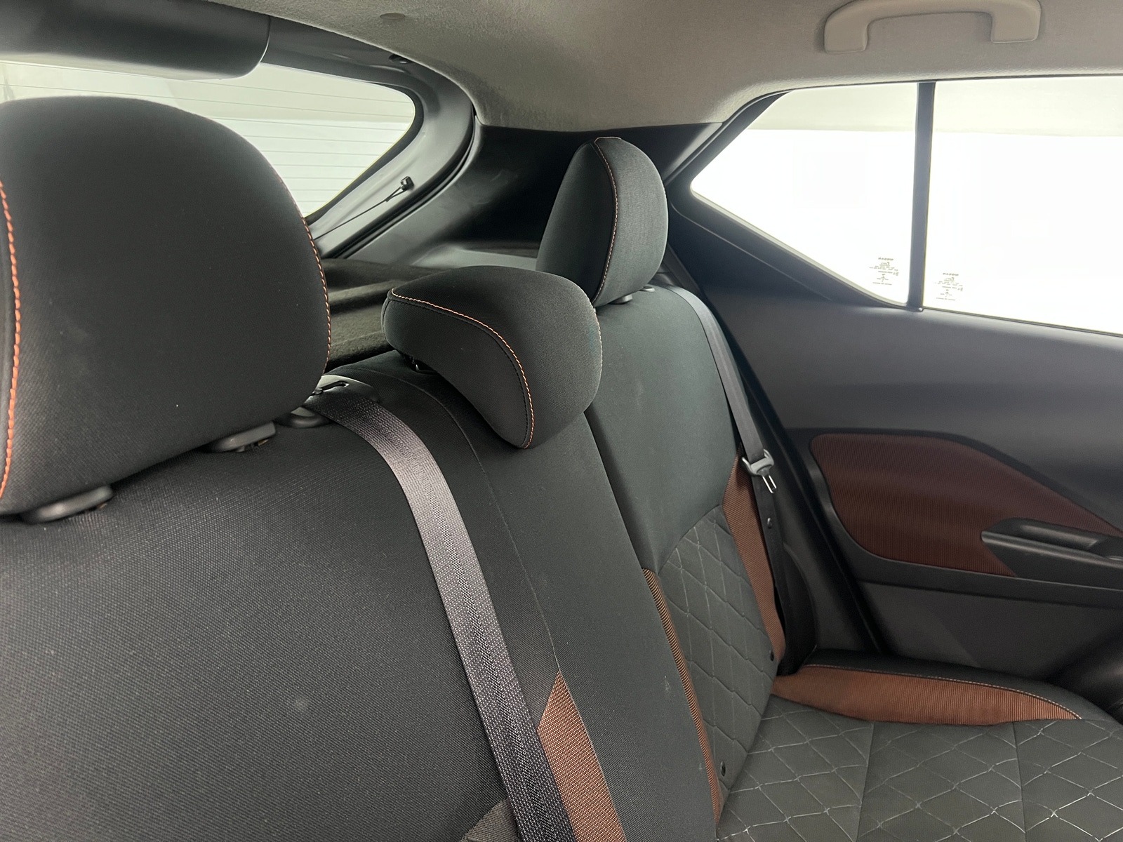 Thumbnail: 2019 Nissan Kicks - 6