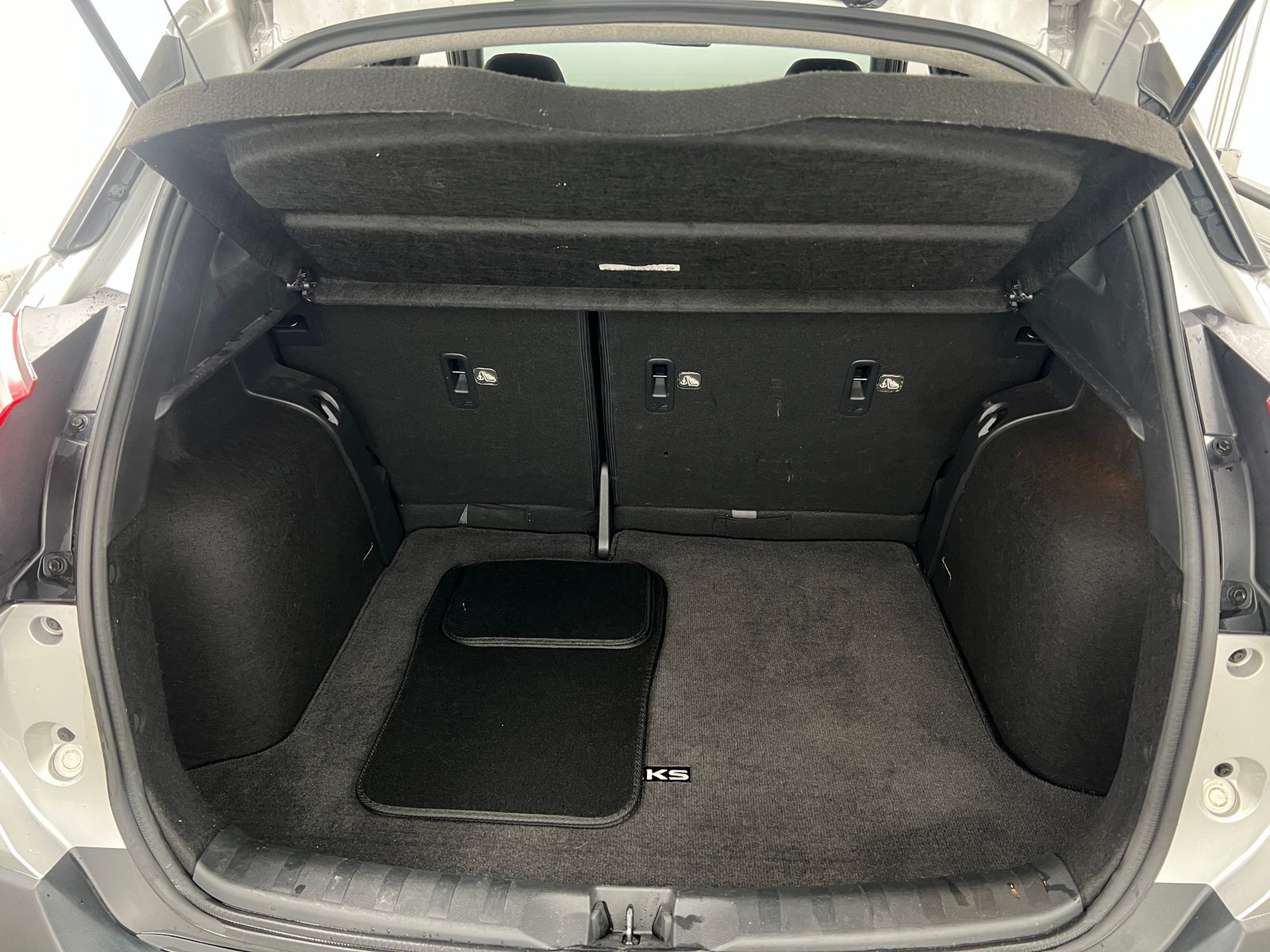 Thumbnail: 2019 Nissan Kicks - 7