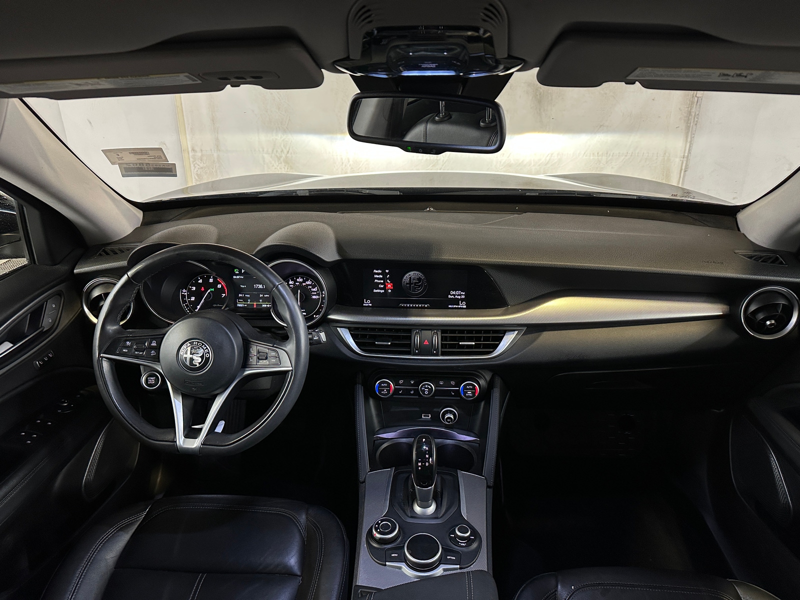 Thumbnail: 2018 Alfa Romeo Stelvio - 2