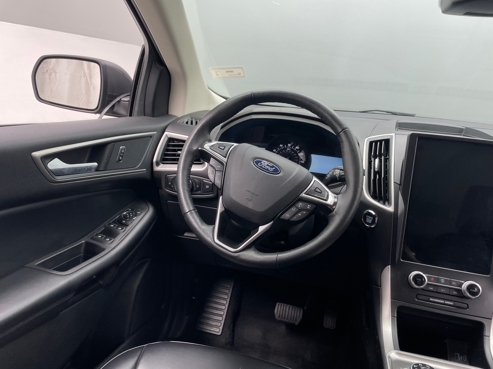 Thumbnail: 2024 Ford Edge - 4