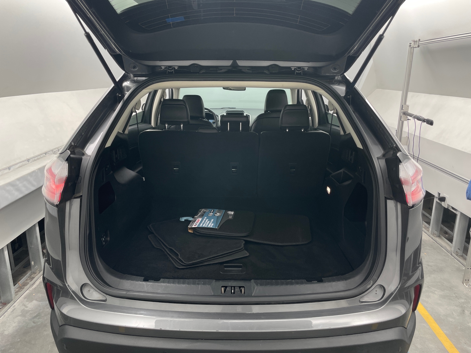 Thumbnail: 2024 Ford Edge - 6