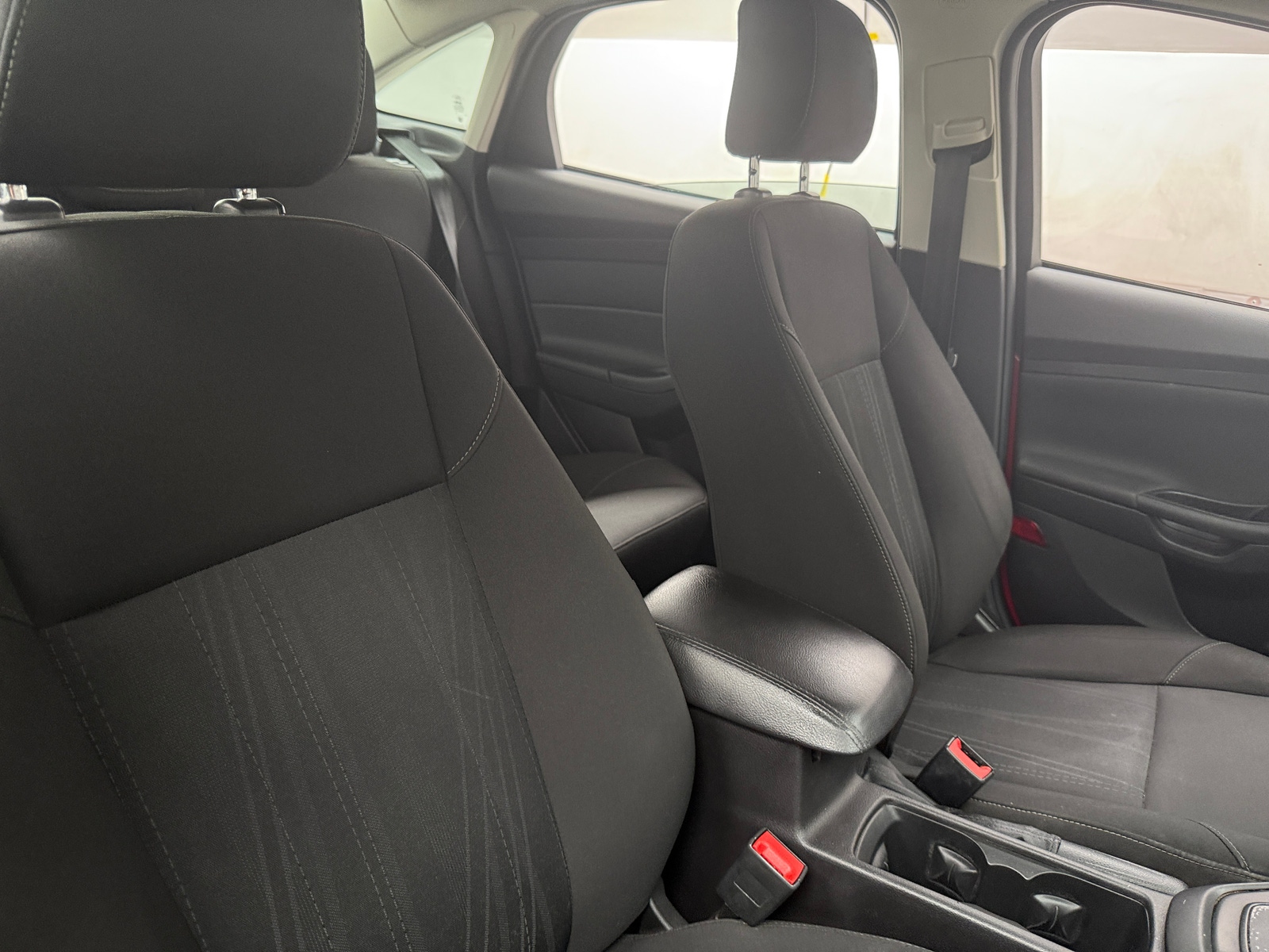 Thumbnail: 2015 Ford Focus - 2