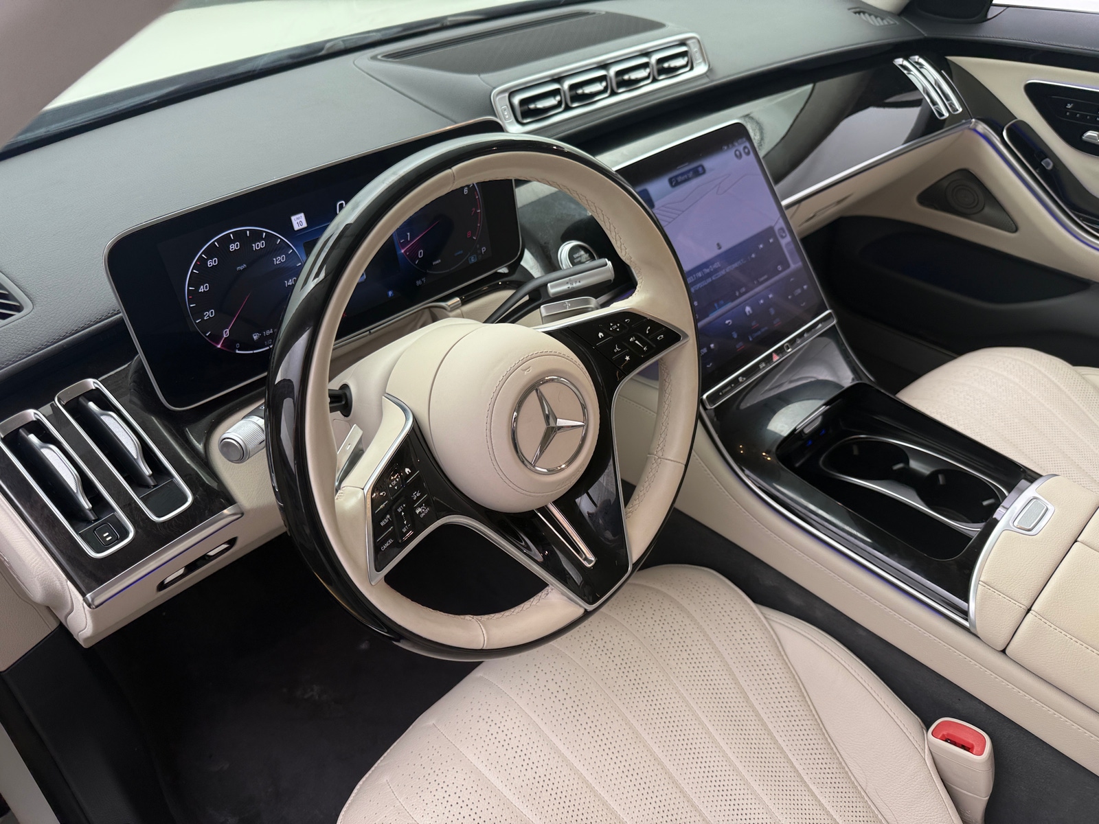 Thumbnail: 2023 Mercedes-Benz S-Class - 2