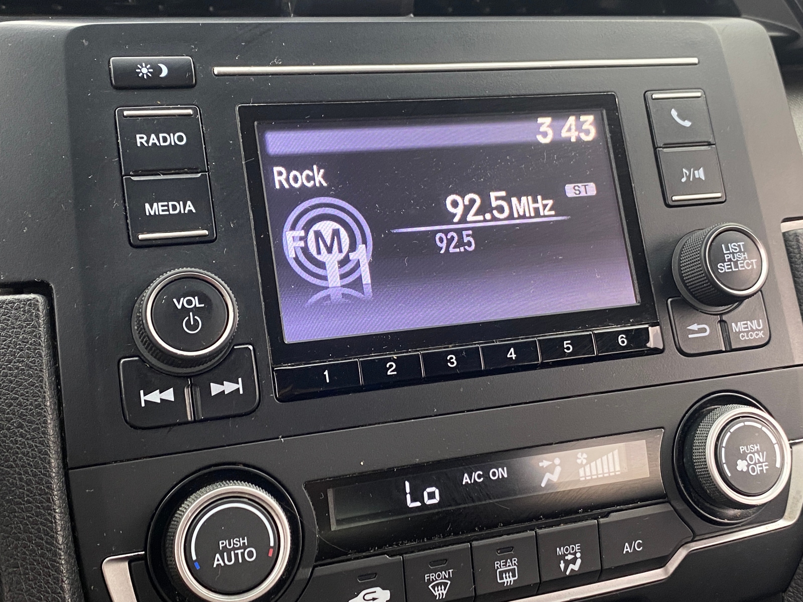 Thumbnail: 2019 Honda Civic - 4