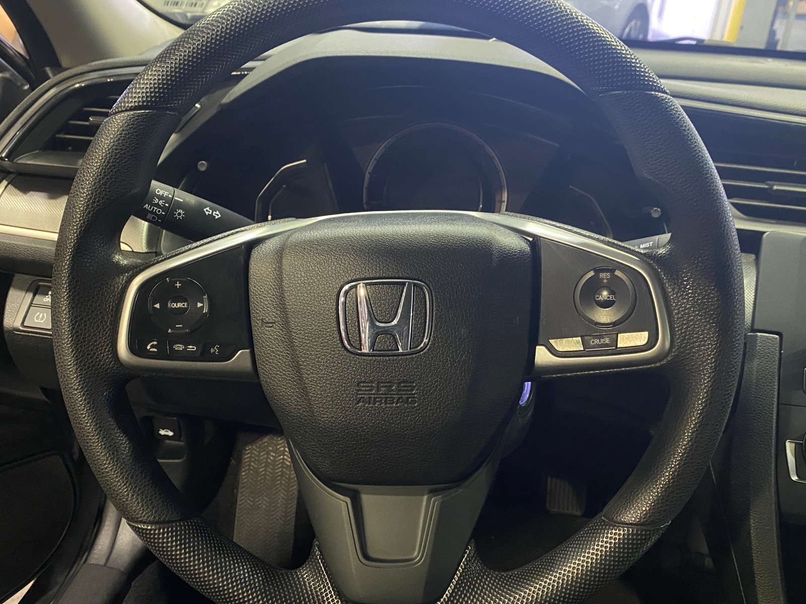 Thumbnail: 2018 Honda Civic - 5