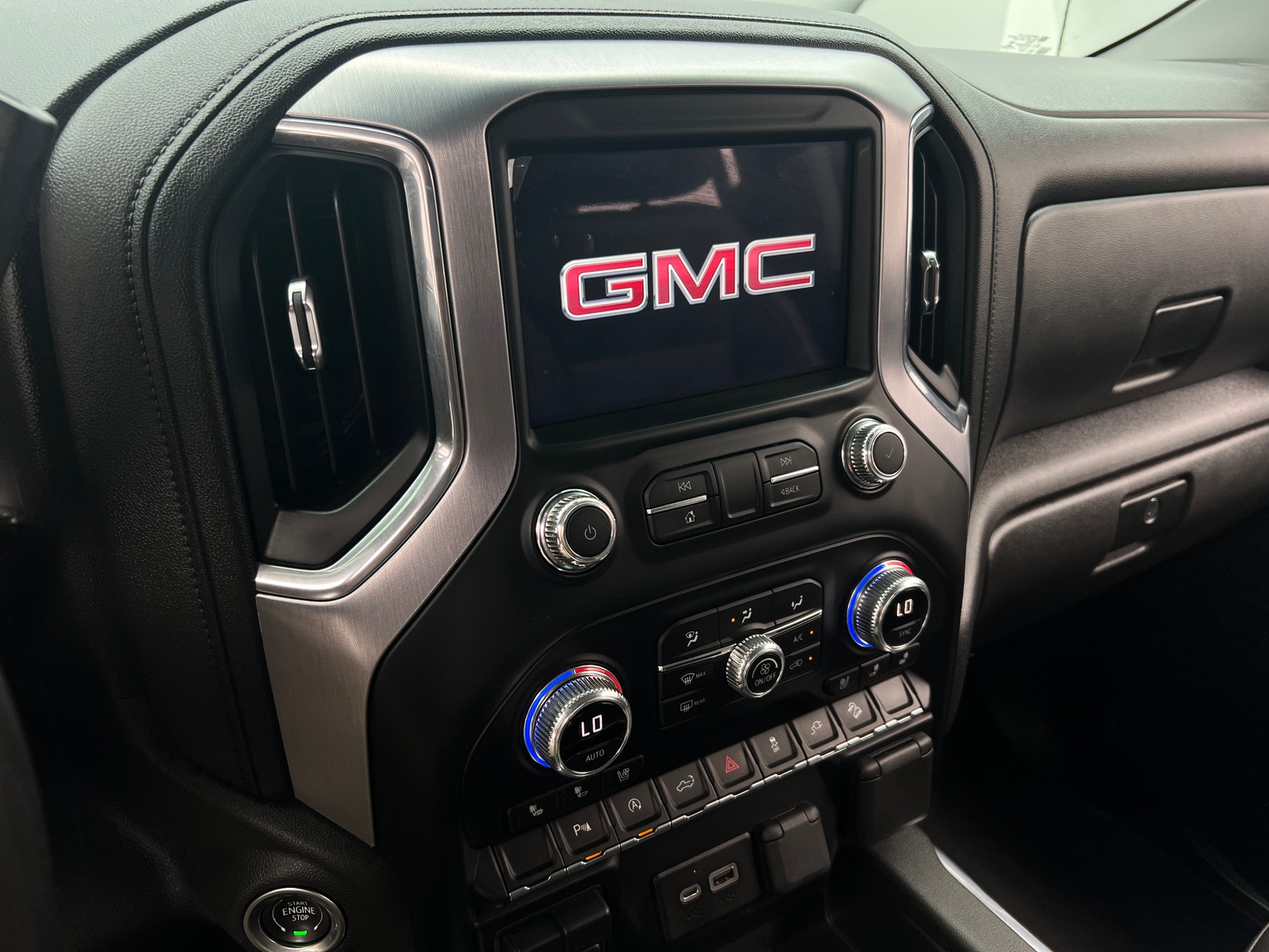 Thumbnail: 2021 GMC Sierra 1500 - 3