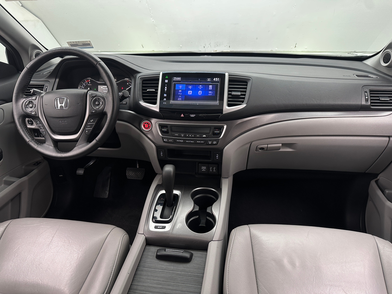 Thumbnail: 2016 Honda Pilot - 2