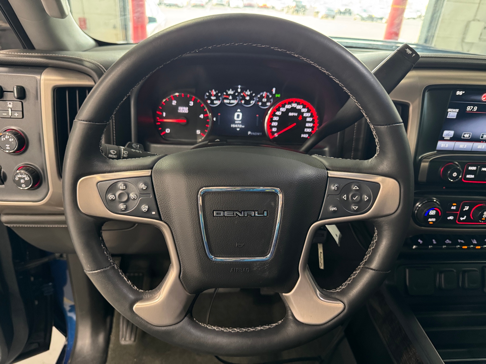 Thumbnail: 2015 GMC Sierra 2500 - 4
