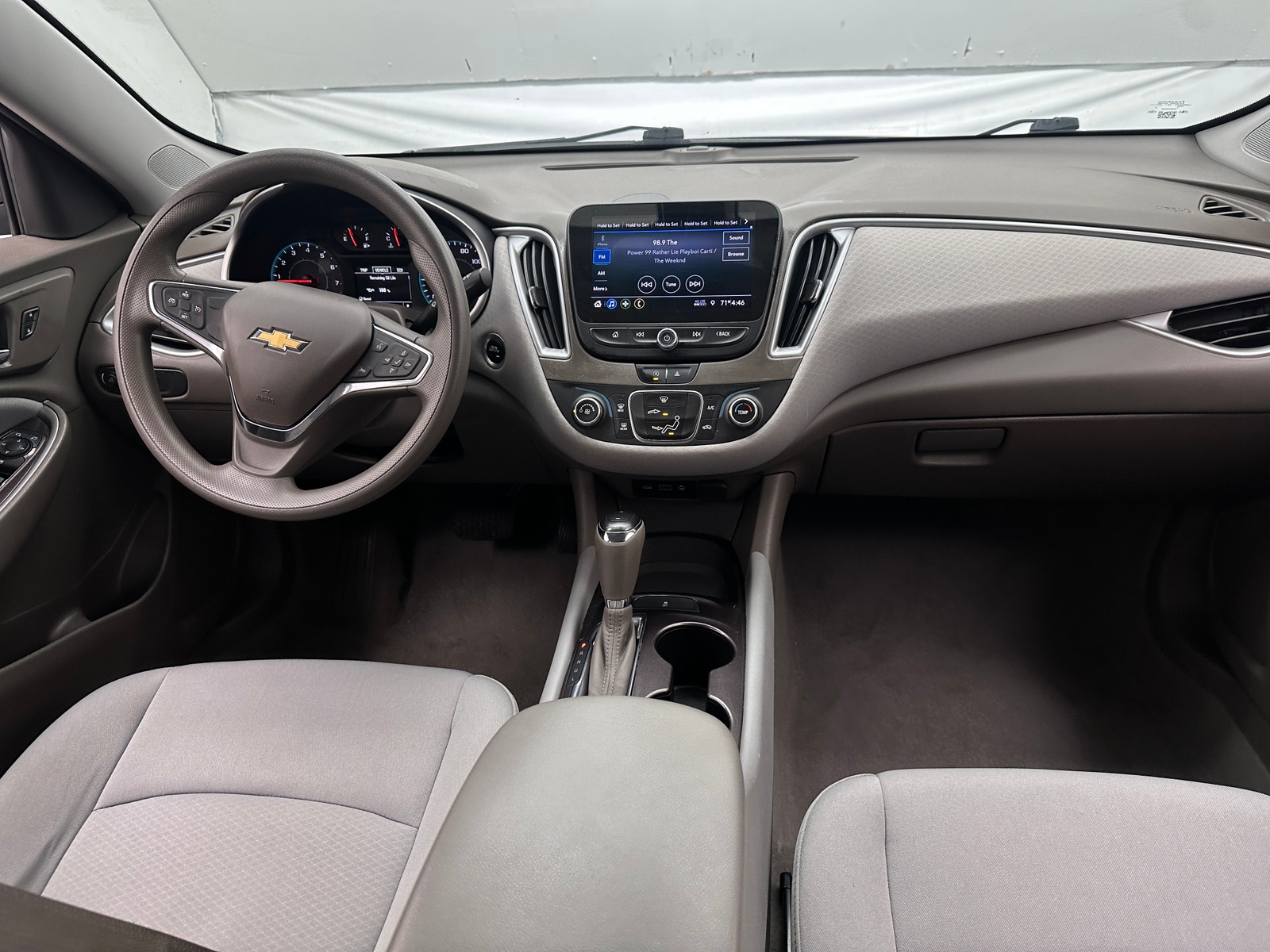 Thumbnail: 2020 Chevrolet Malibu - 3