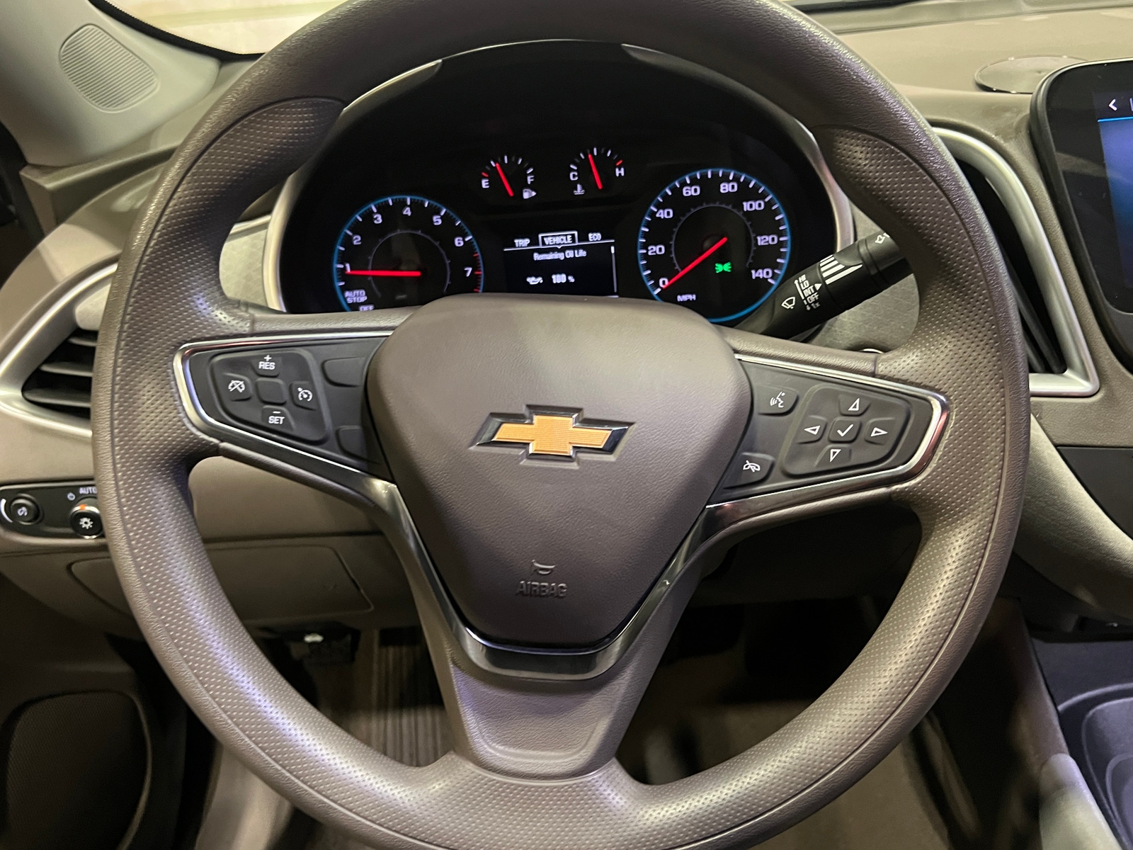 Thumbnail: 2020 Chevrolet Malibu - 5