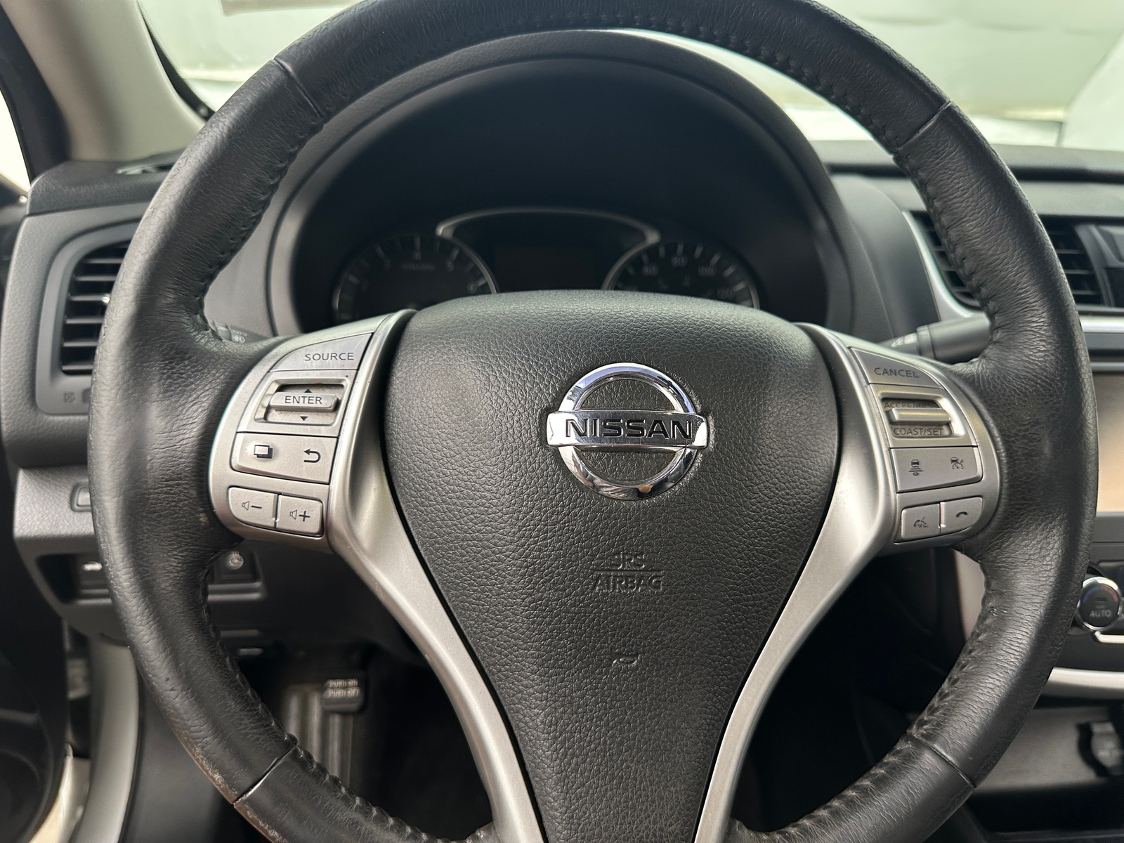 Thumbnail: 2016 Nissan Altima - 4