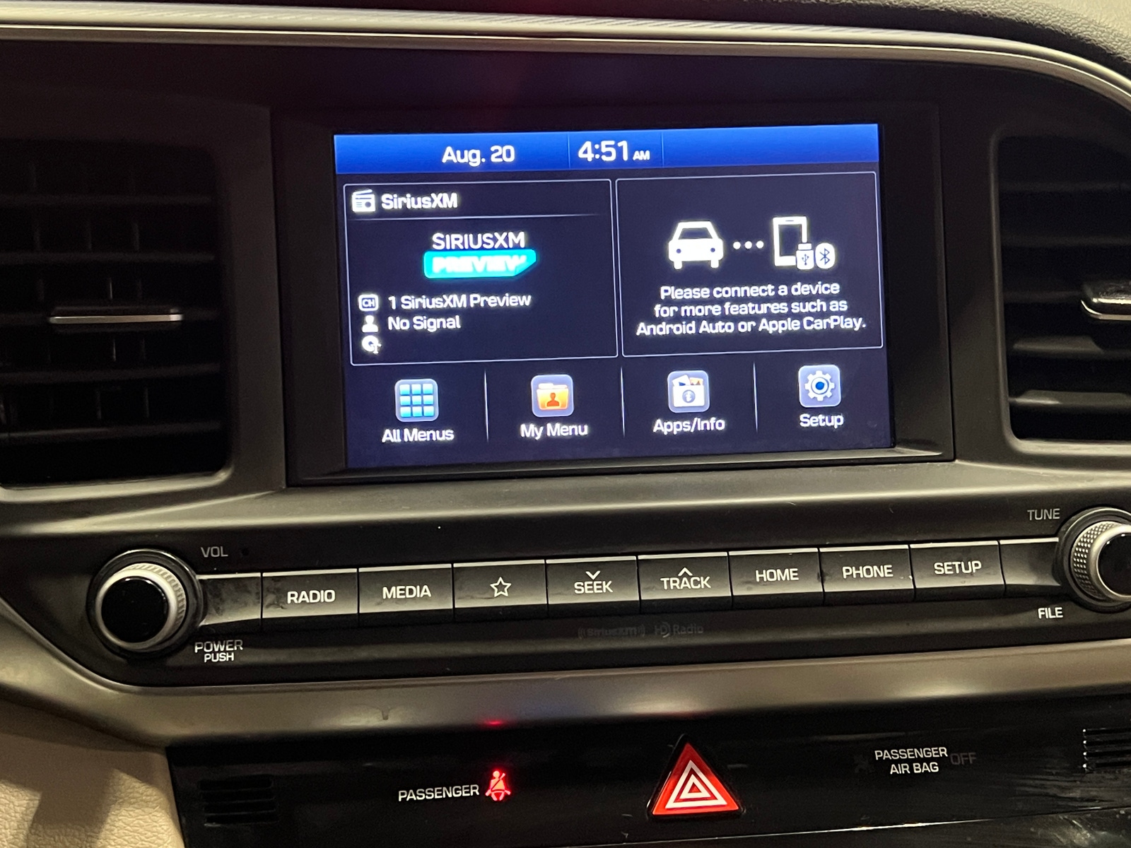 Thumbnail: 2020 Hyundai Elantra - 4