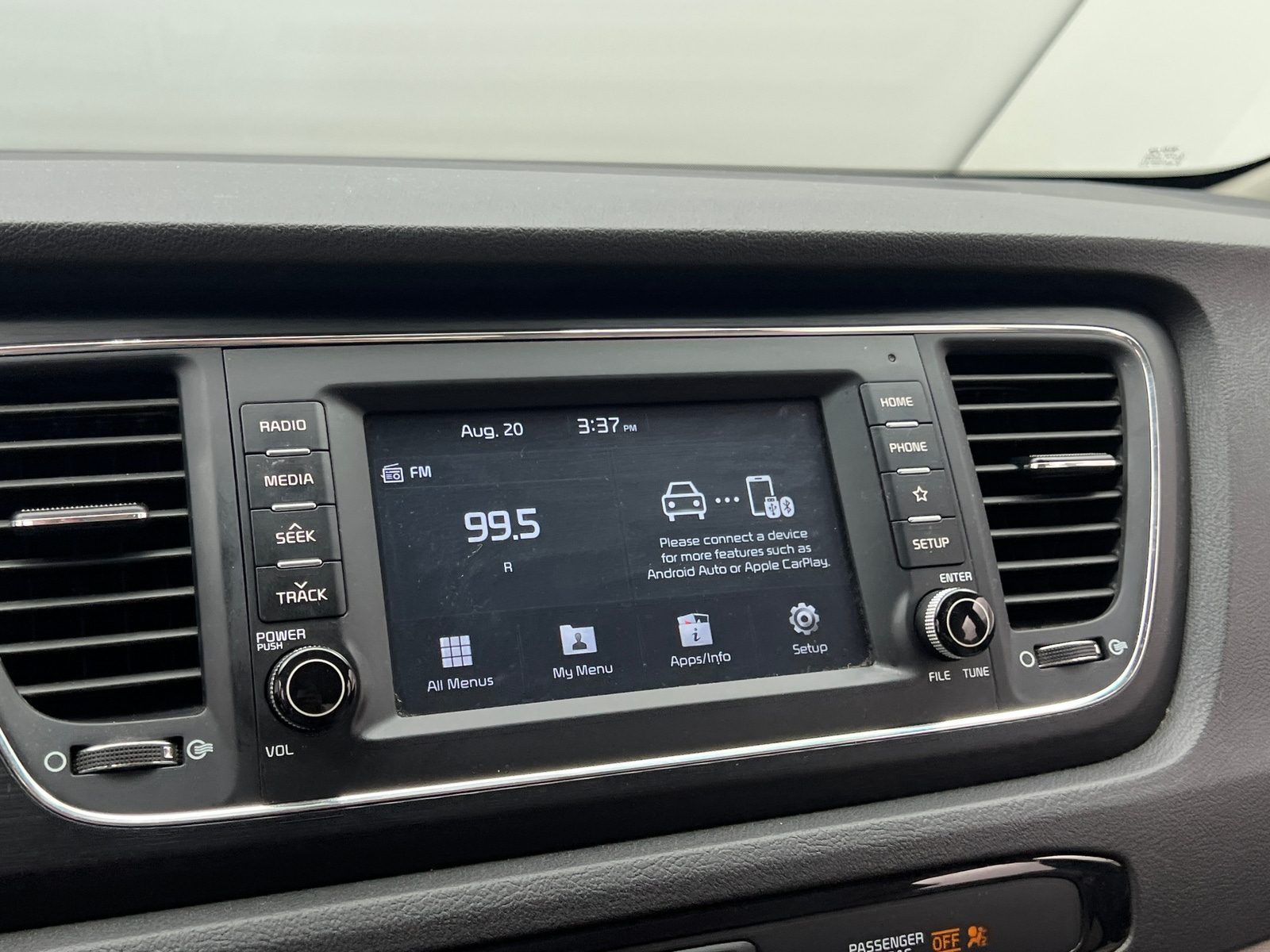 Thumbnail: 2020 Kia Sedona - 4
