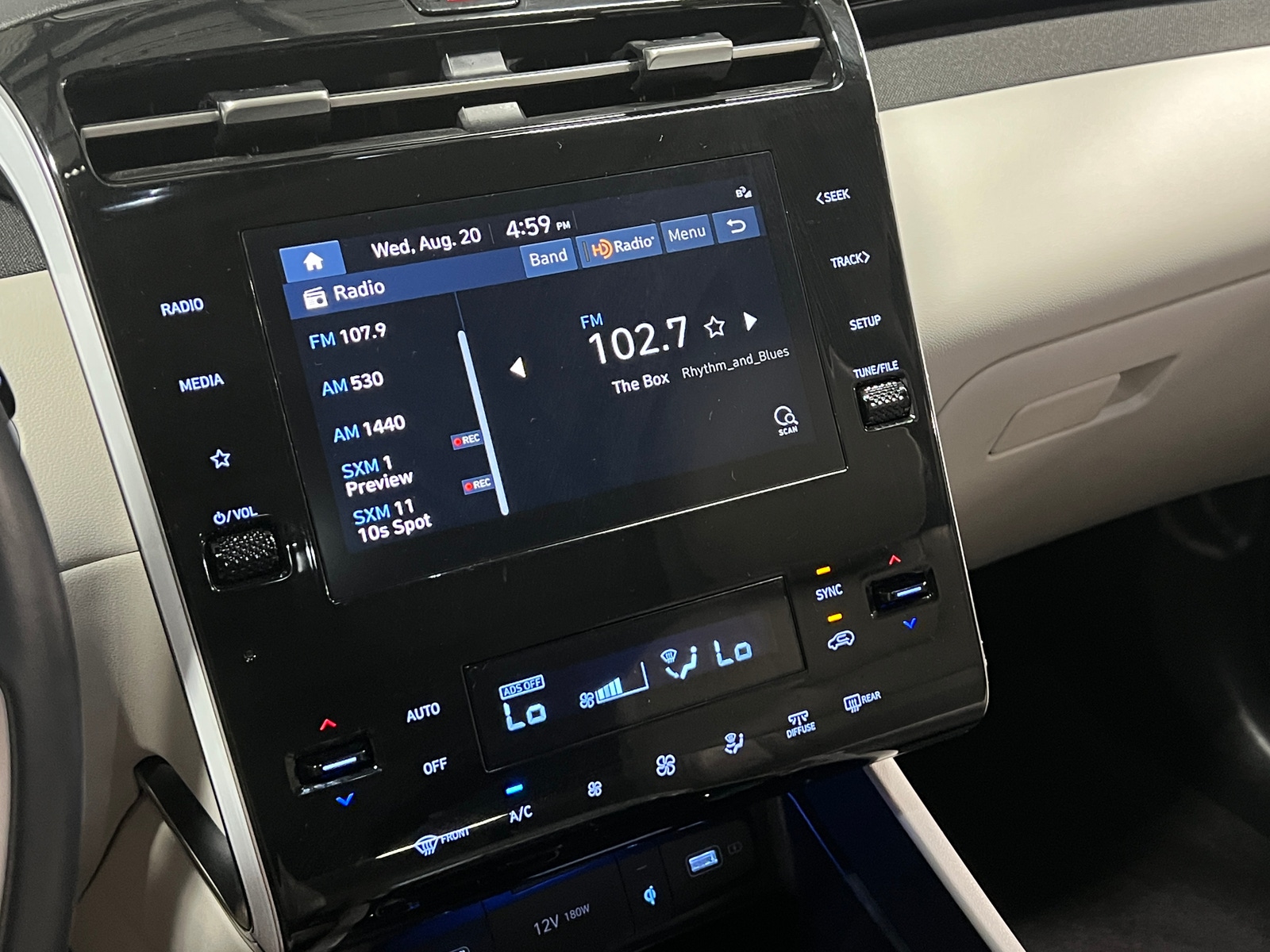 Thumbnail: 2023 Hyundai Tucson - 4