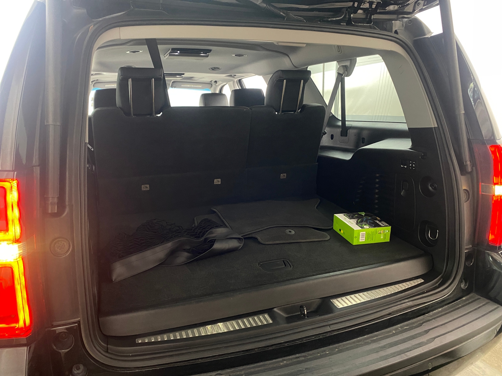Thumbnail: 2020 Chevrolet Suburban - 6