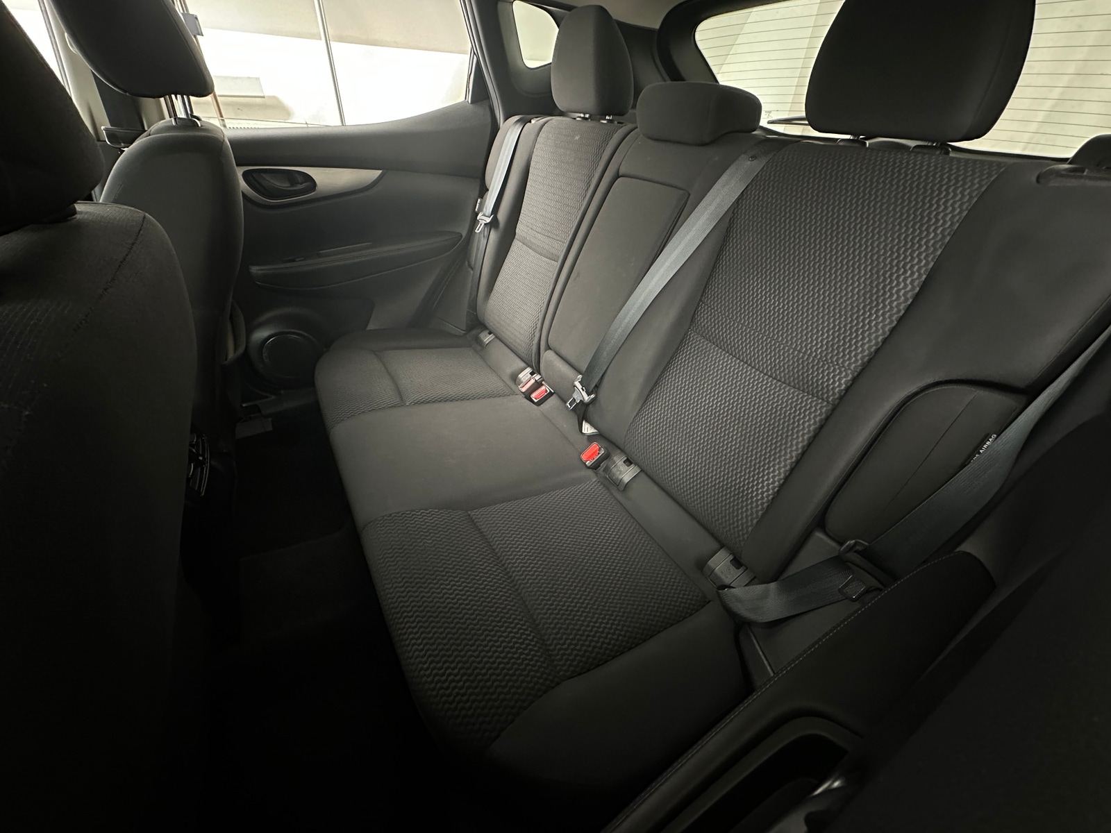 Thumbnail: 2021 Nissan Rogue Sport - 6