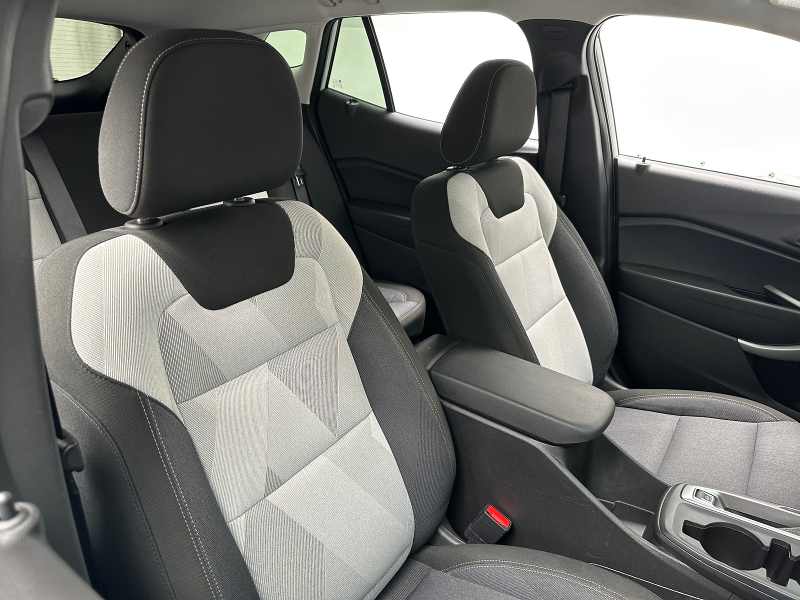 Thumbnail: 2025 Chevrolet Trax - 2