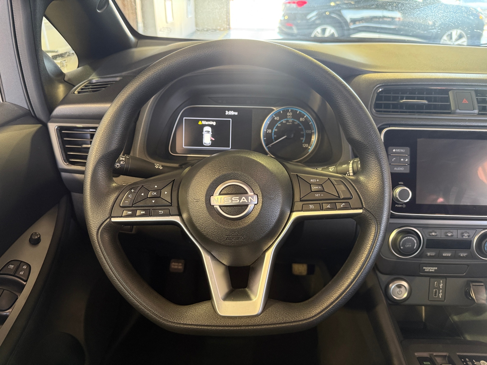 Thumbnail: 2024 Nissan Leaf - 5