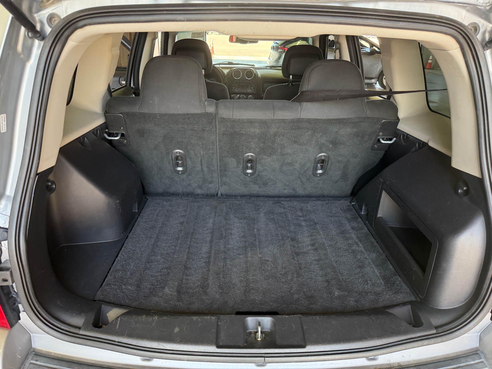 Thumbnail: 2016 Jeep Patriot - 7
