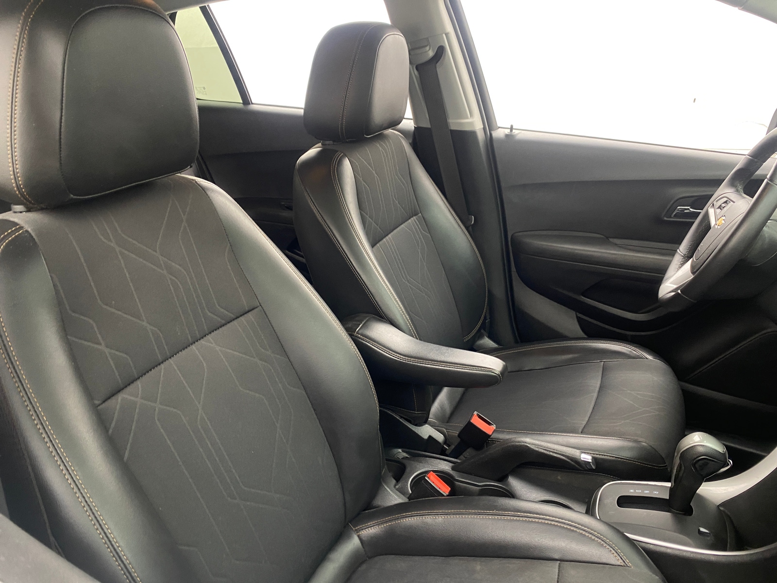 Thumbnail: 2018 Chevrolet Trax - 2