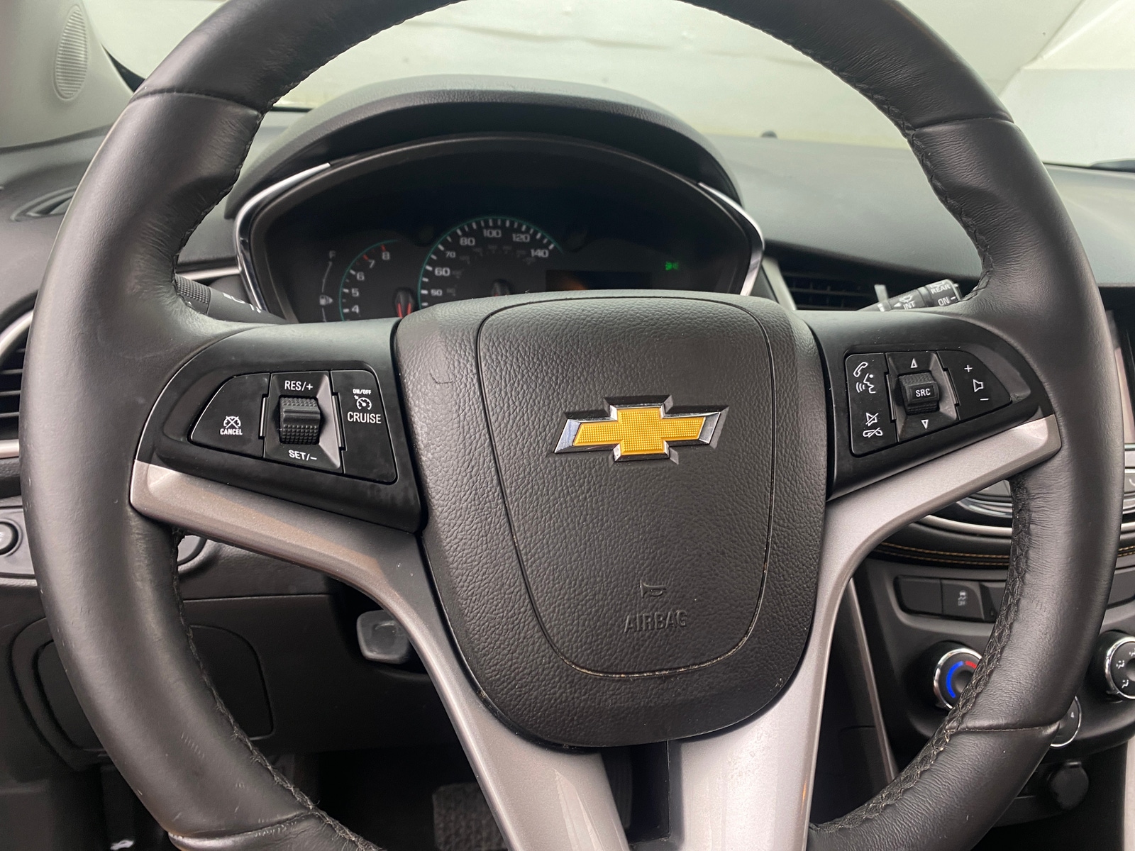 Thumbnail: 2018 Chevrolet Trax - 5