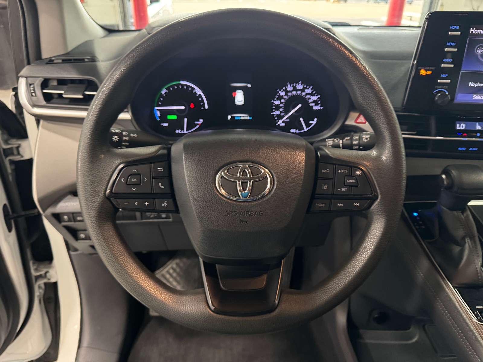 Thumbnail: 2022 Toyota Sienna - 5