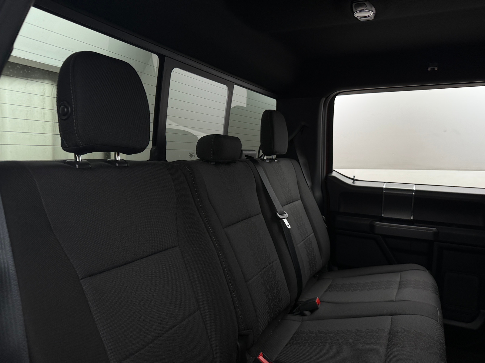 Thumbnail: 2019 Ford Econoline - 6