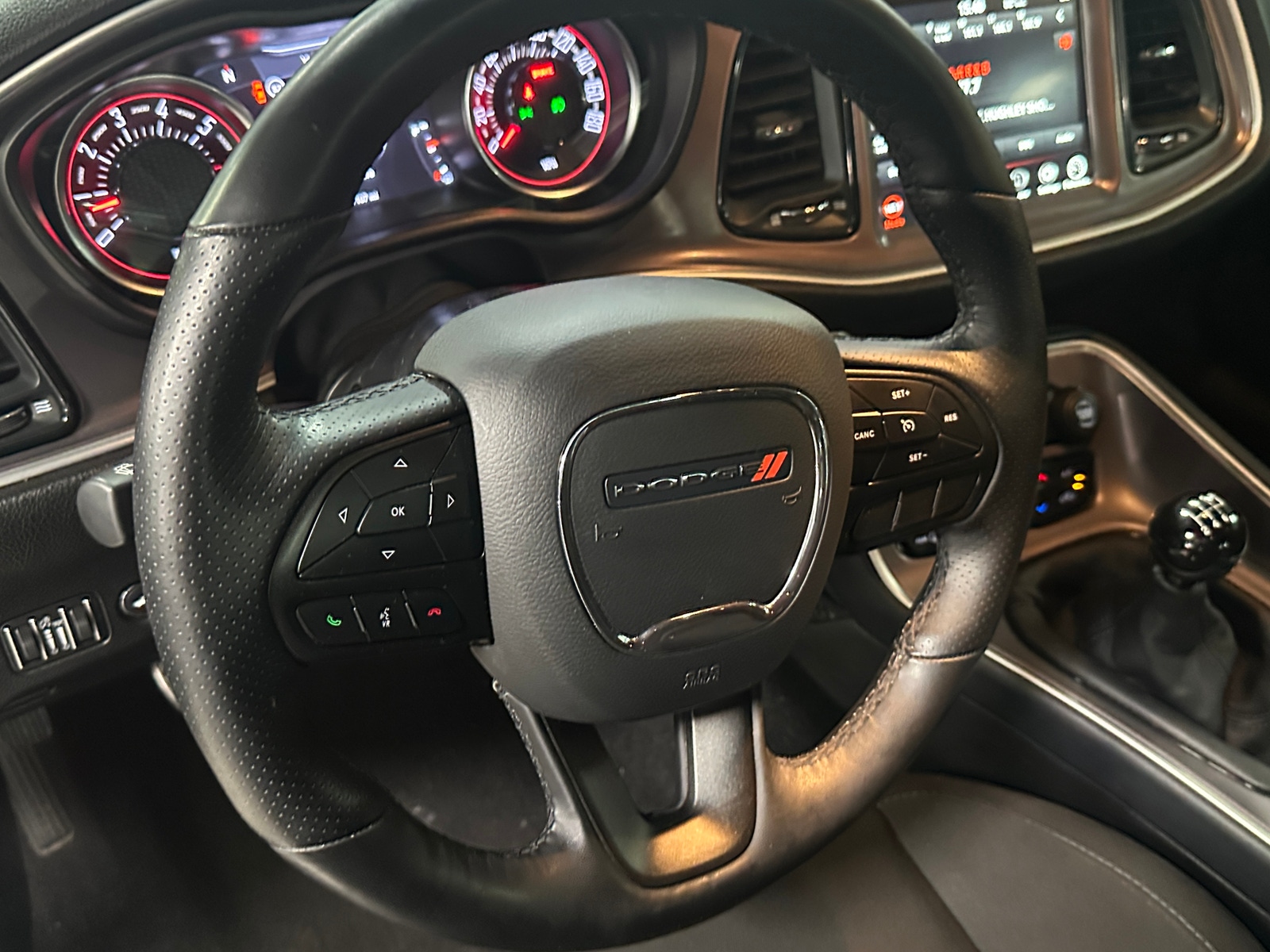 Thumbnail: 2022 Dodge Challenger - 4